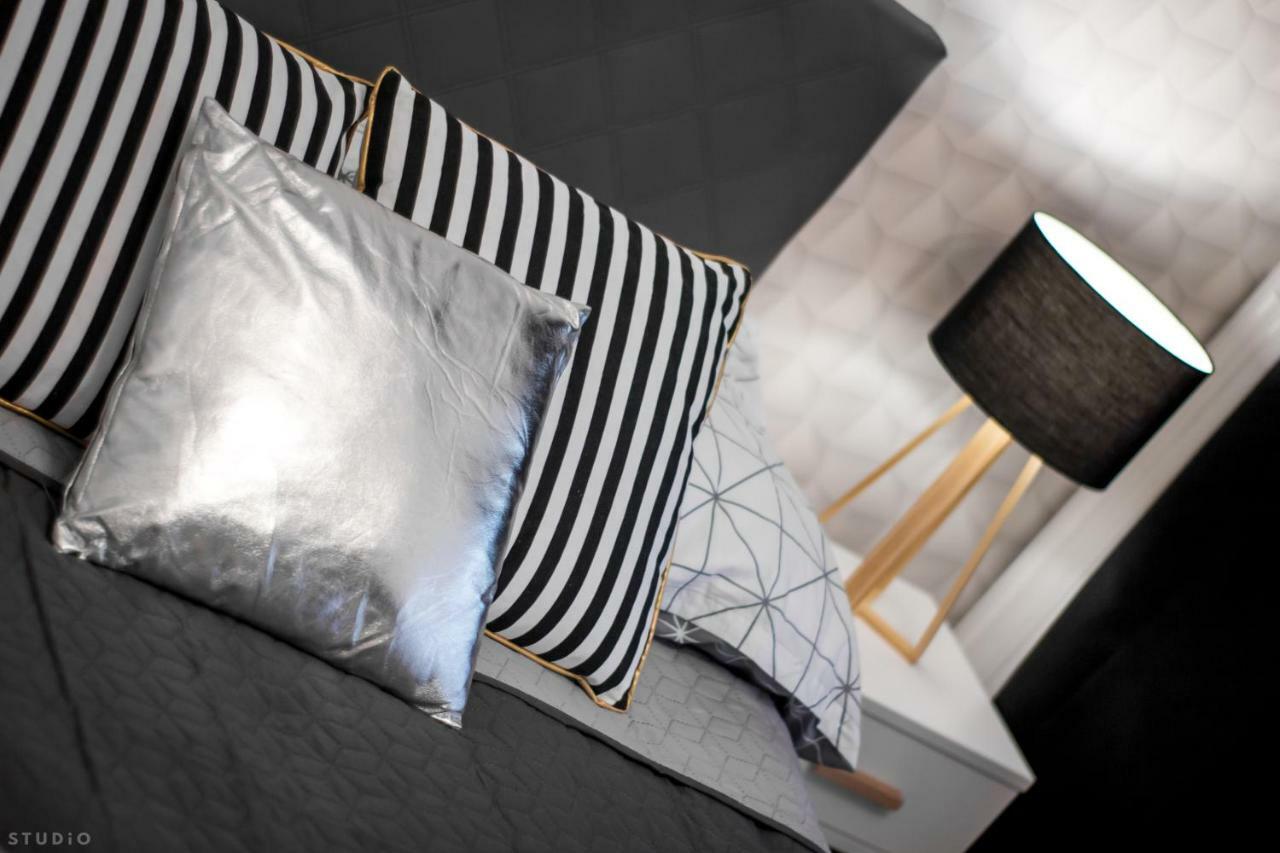 Pensjonat Clicktheflat Sienna Center Warszawa