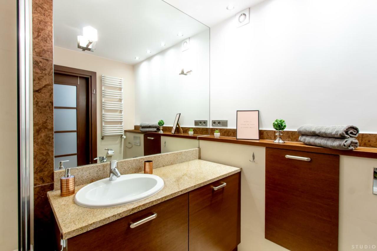 Clicktheflat Sienna Center * Warsaw